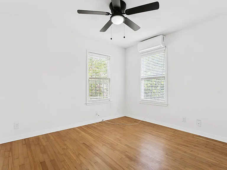 418 McDougal Ave — Photo 16