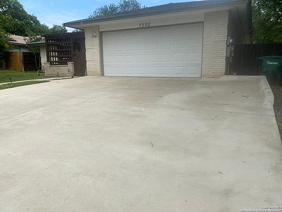 4th image of 7322 Whithers Ln