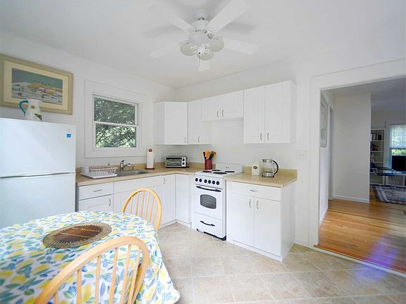 2nd image of 115 Eastside Ave