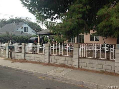 2nd image of 2811 Colima Ave