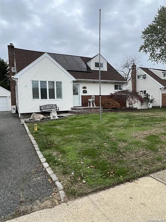 4 bed, 1700 sqft, $5,000 — Photo 1