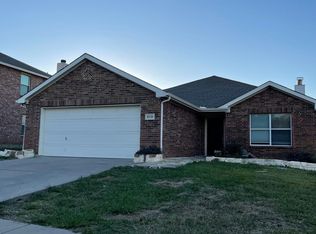 8128 Colwick Ln, Arlington, TX 76002