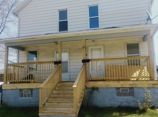 829 5th St, Wyandotte, MI 48192