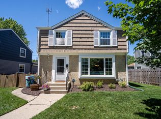 4327 N Sheffield Ave, Shorewood, WI 53211
