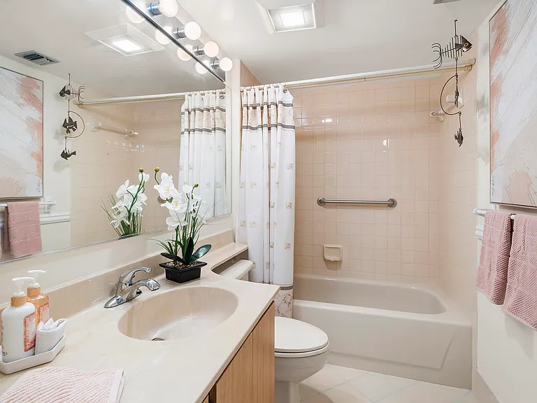 601 Seafarer Cir #104 — Photo 30