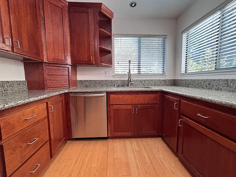 3099 Pecan Cir — Photo 11