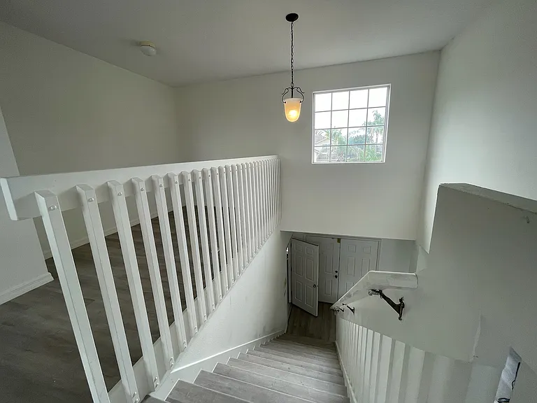 201 Kensington Dr — Photo 42