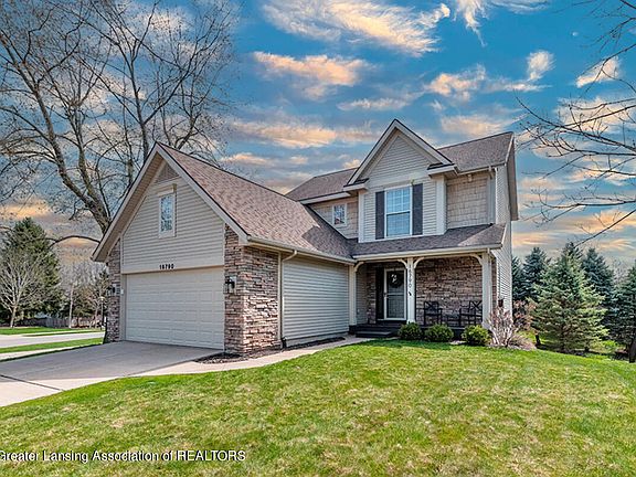 2nd image of 16790 Cedarbrook Dr