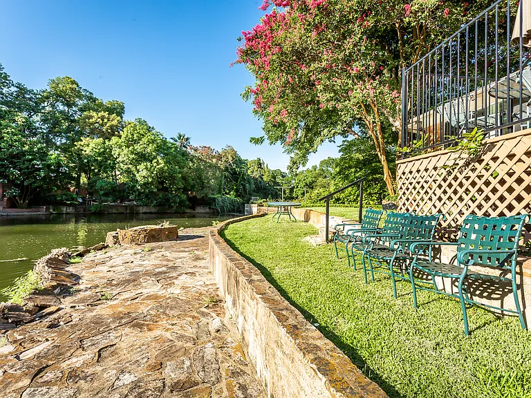 6737 Lakefair Cir — Photo 4