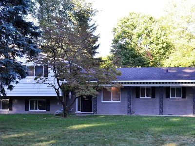 25610 Friar Ln, Southfield, MI, 48033