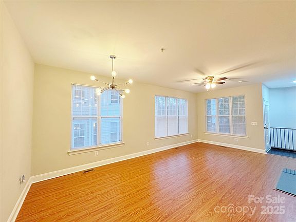 3rd image of 6726 Mallard Park Dr