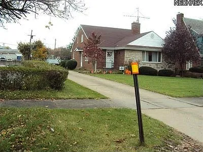 21 Overhill Rd photo 1