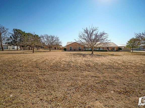 3rd image of 1107 W County Road 143