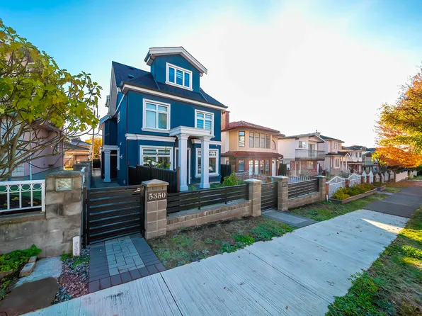 5350 Lanark St, Vancouver, BC V5P 2Y1