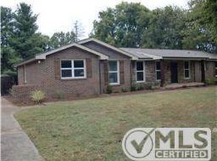216 Hollywood Dr, Old Hickory, TN 37138