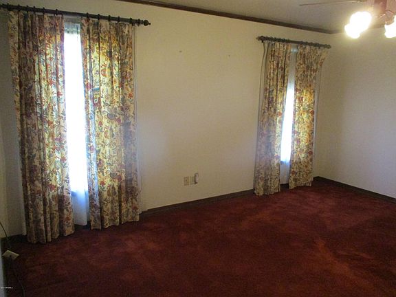 3rd image of 1367 Denise St