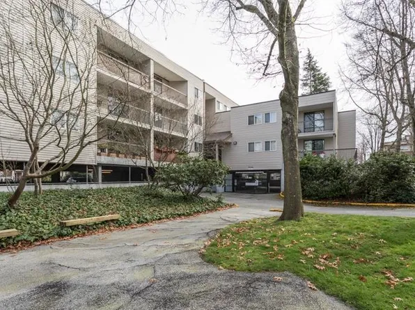 8391 Bennett Rd #201, Richmond, BC V6Y 1N4