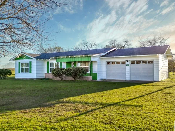 348 Fm 236, Victoria, TX 77905