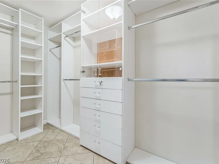1733 Tesara Vista Pl — Photo 27