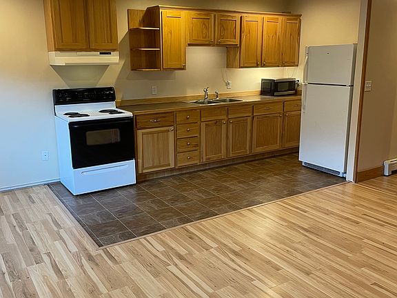 5th image of 918 Holly St #1