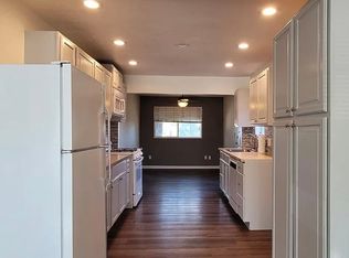 809 Badgley Dr, Modesto, CA 95350