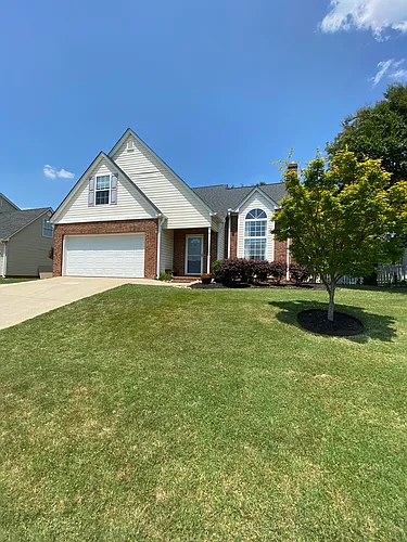 108 Fawnbrook Dr Photo 1