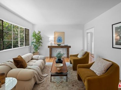 5443 1/2 Village Grn, Los Angeles, CA, 90016