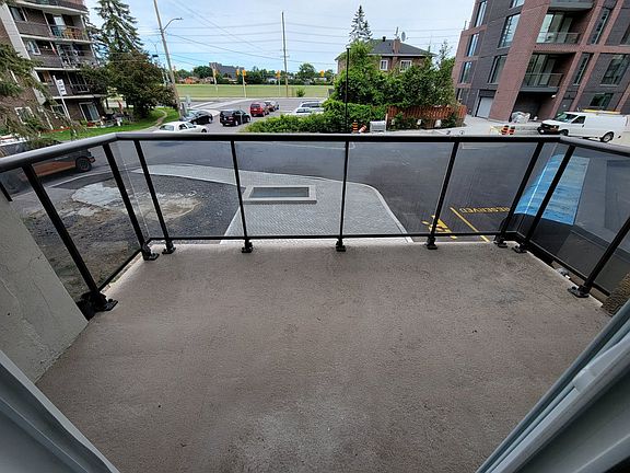 5th image of 550 Cote St #1310238