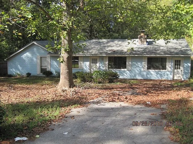 195 Sterling Ridge Dr photo 1