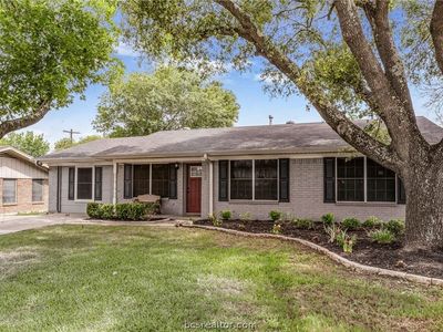 1700 E William J Bryan Pkwy, Bryan, TX, 77803
