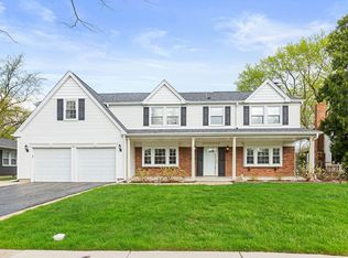 8 Belaire Ct, Buffalo Grove, IL 60089