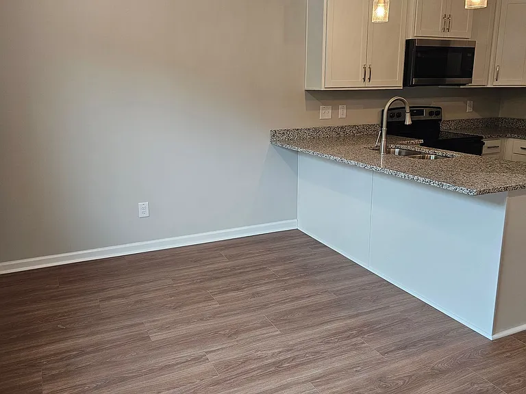 329 Cedar Ct — Photo 53