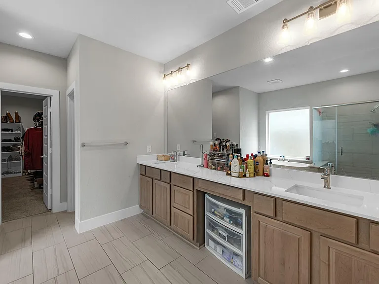 1569 Sunrise Gables Dr — Photo 19