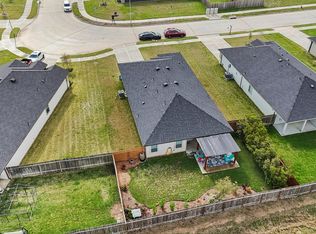 1279 Thornbird Trl, Sealy, TX 77474