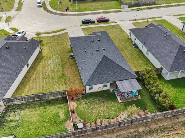1279 Thornbird Trl, Sealy, TX 77474