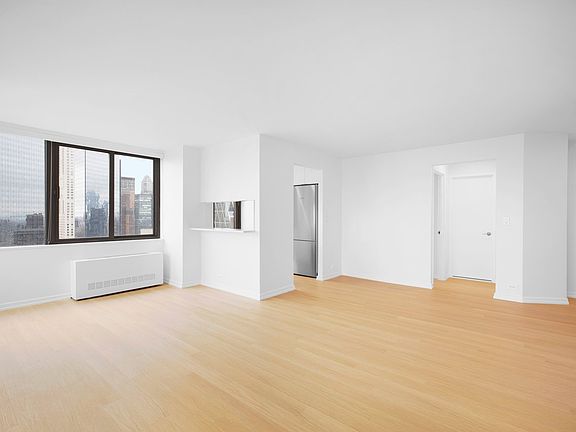 5th image of 124 W 60th St APT 46G