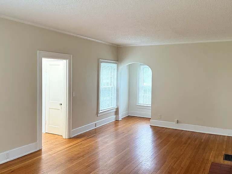 4118 Alabama Ave — Photo 9