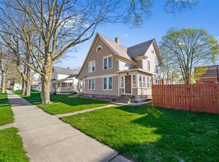 210-212 2nd Ave, Big Rapids, MI 49307
