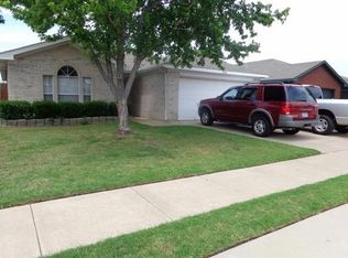 2362 Stagecoach St, Fort Worth, TX 76133