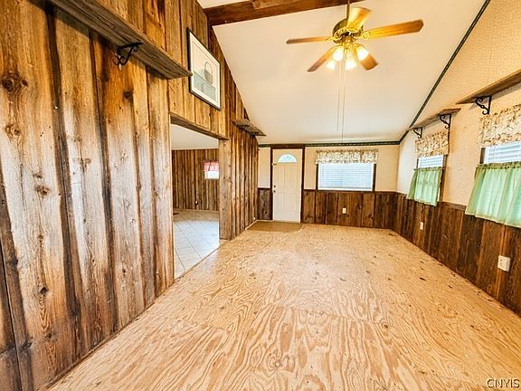 4th image of 3305 Zelsnack Rd