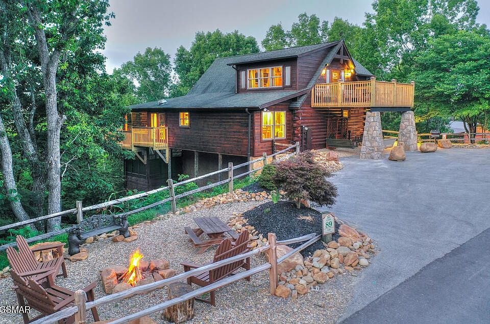 1st image of 339 Oak Haven Way