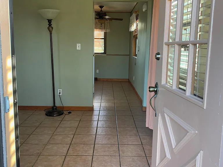 4675 Booth Rd #B — Photo 4