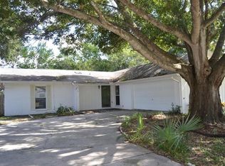 7529 Armand Cir, Tampa, FL 33634