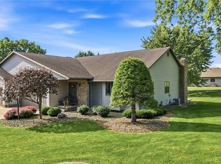 2160 Whispering Mdws NE, Warren, OH 44483