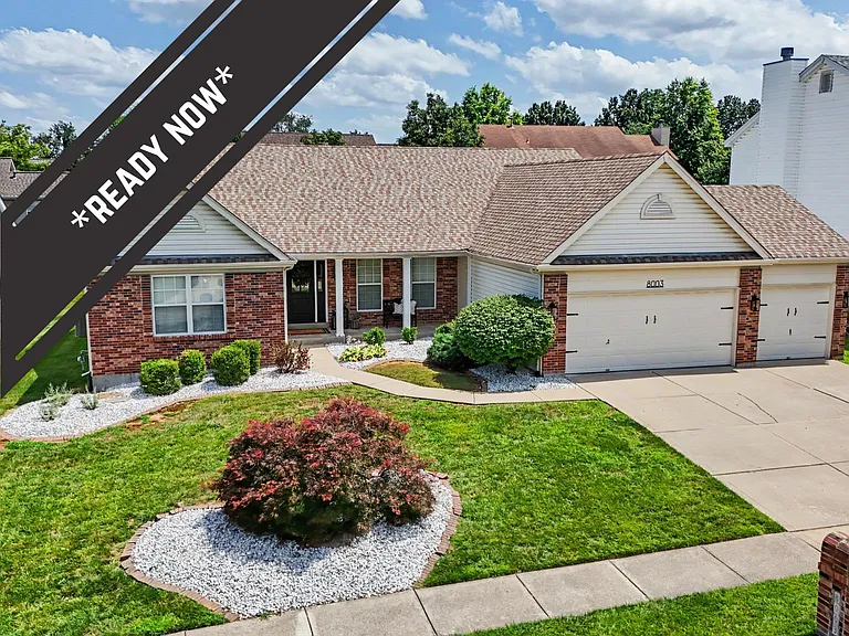 8003 Knights Crossing Dr — Photo 1