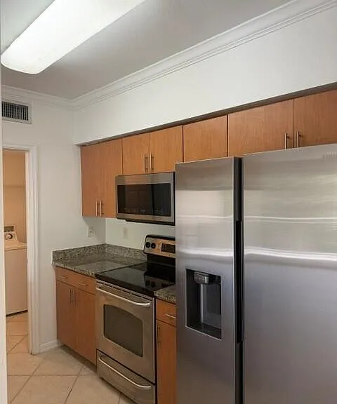 6410 Emerald Dunes Dr #206 — Photo 9
