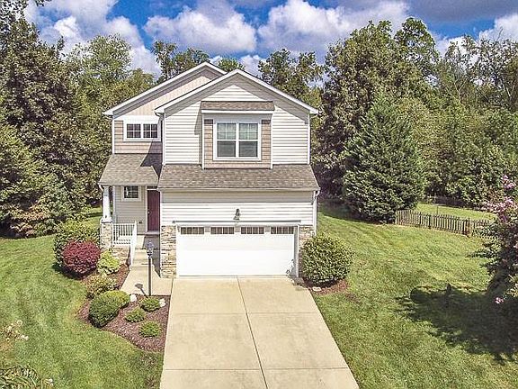 4th image of 9458 Selborne Cir