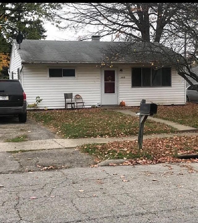1st image of 1410 S 10th St