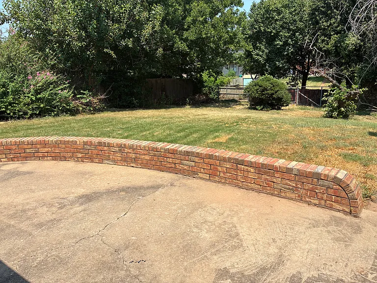 3124 Tudor Rd — Photo 4