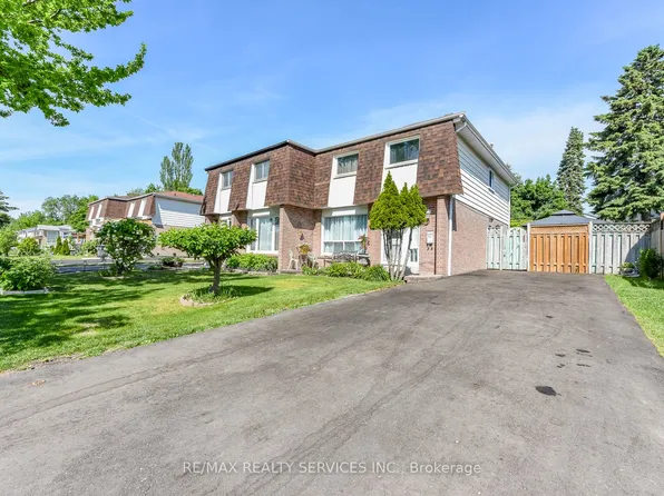 2569 Lundene Rd, Mississauga, ON L5J 3Y9